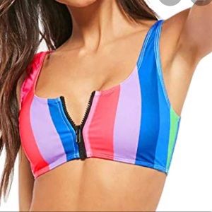 Super cute bikini top!!!